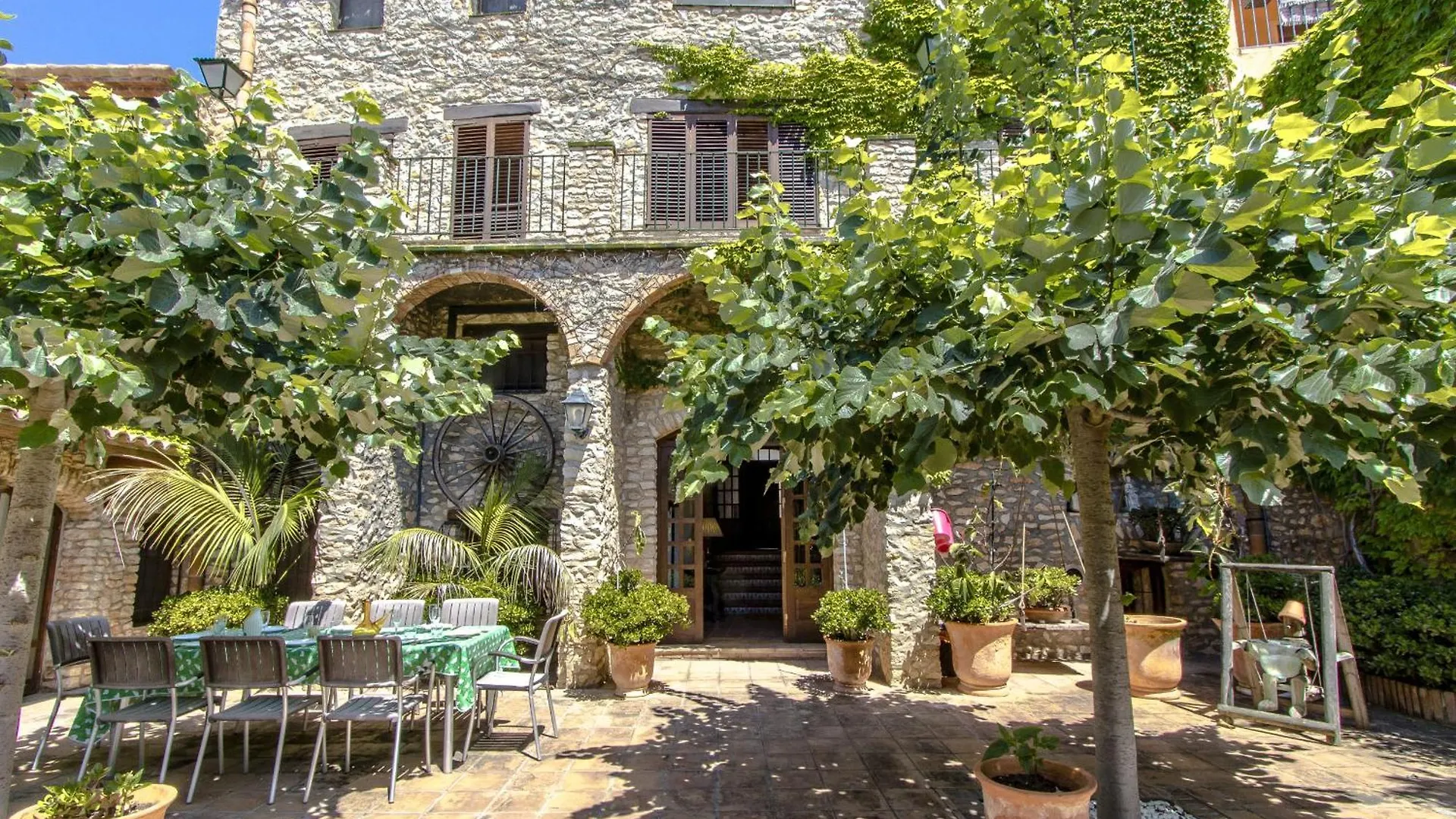 Villa Catalunya Casas Unique Sanctuary With Extra Large Pool! Vila Santa Oliva Espanha