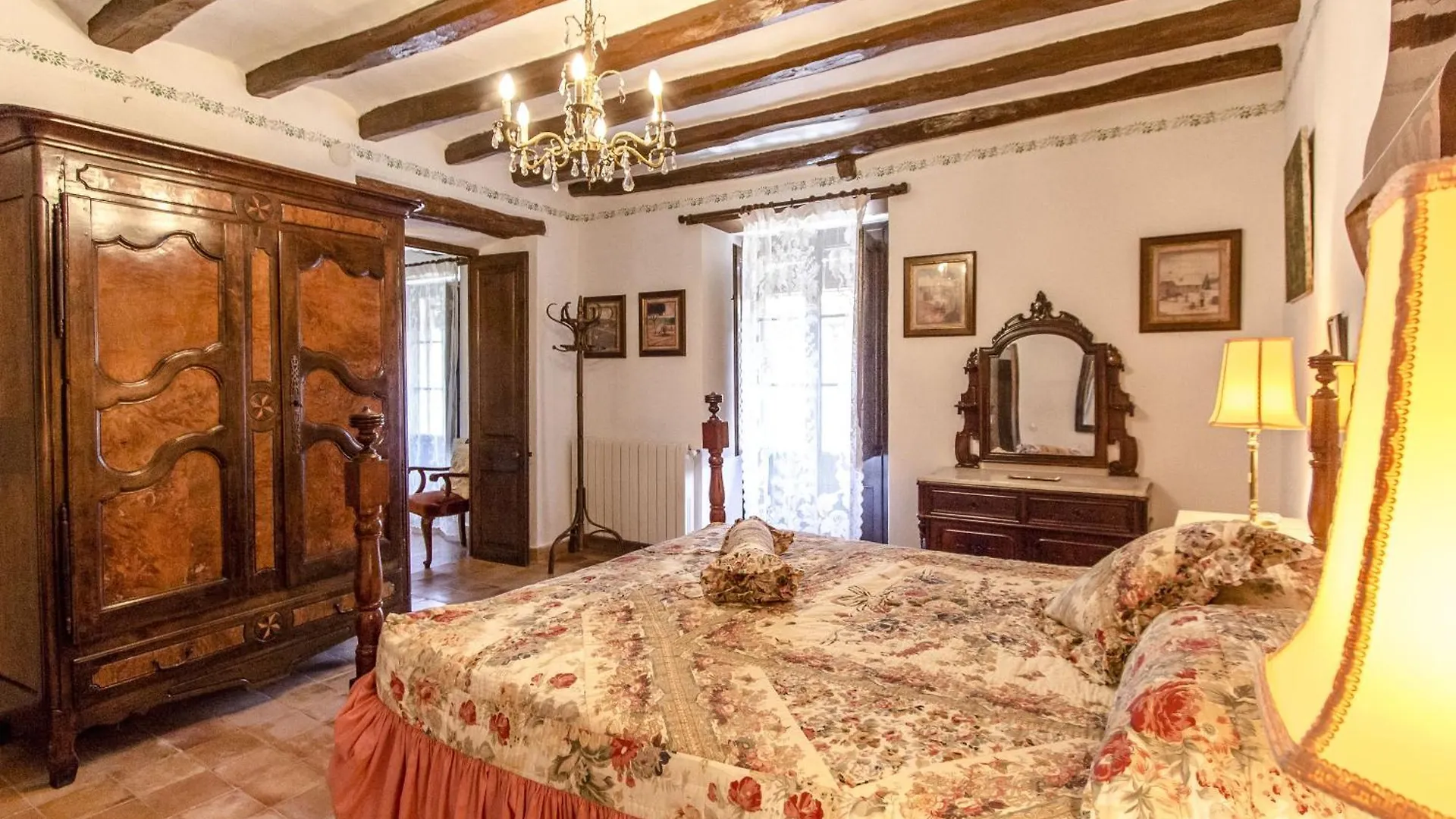 Catalunya Casas Unique Sanctuary With Extra Large Pool! Vila Santa Oliva Villa