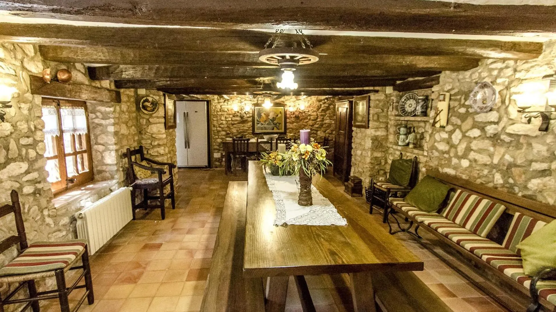 Catalunya Casas Unique Sanctuary With Extra Large Pool! Villa Santa Oliva
